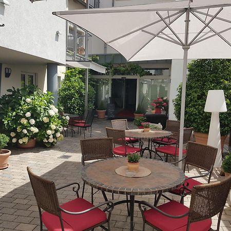 Hotel-Restaurant Pfaelzer Hof Edenkoben Exterior photo