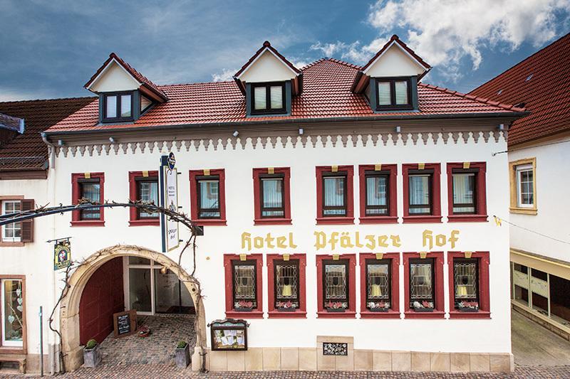 Hotel-Restaurant Pfaelzer Hof Edenkoben Exterior photo